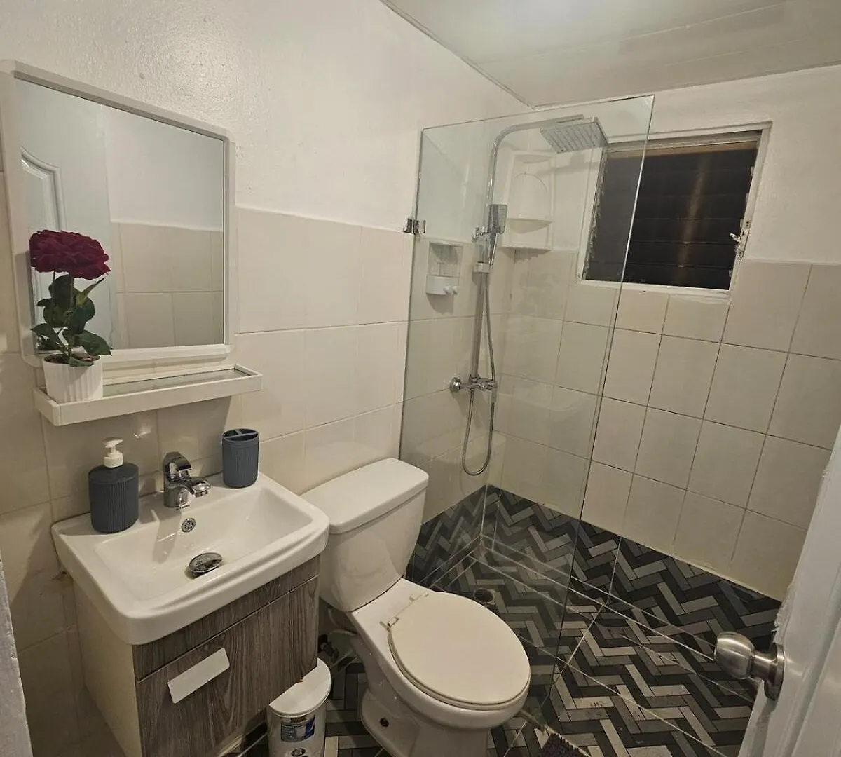 Mar & Brisa Apartamento Frente Al Mar Con Lujo Y Confort Los Mameyes  شقة